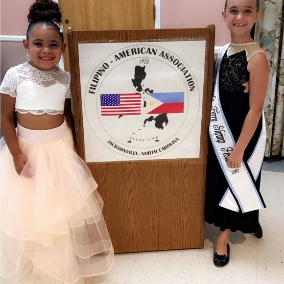 Pageant two piece - Picture 2 of 2